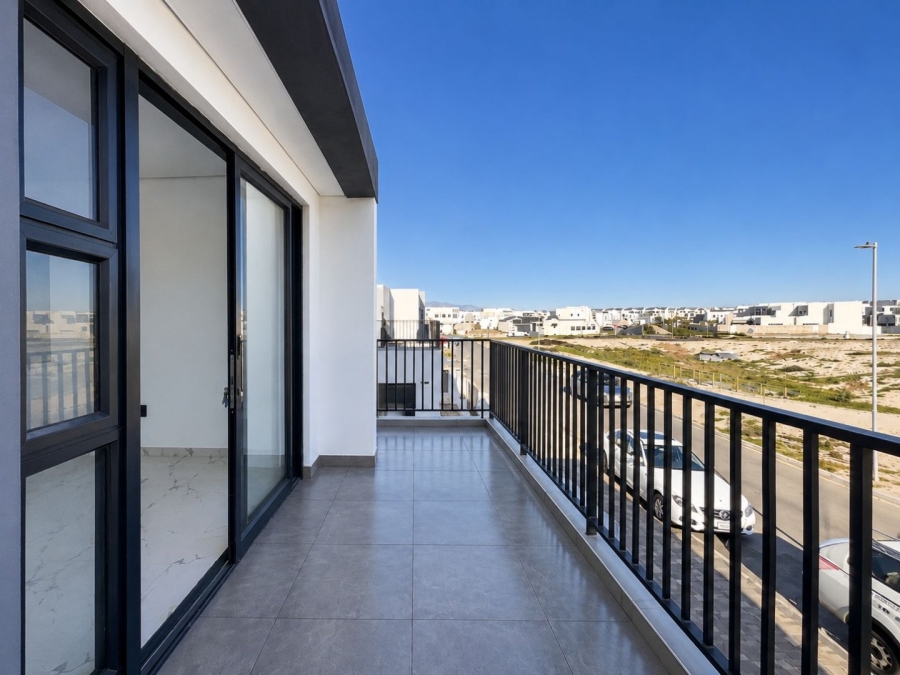 4 Bedroom Property for Sale in Sandown Western Cape